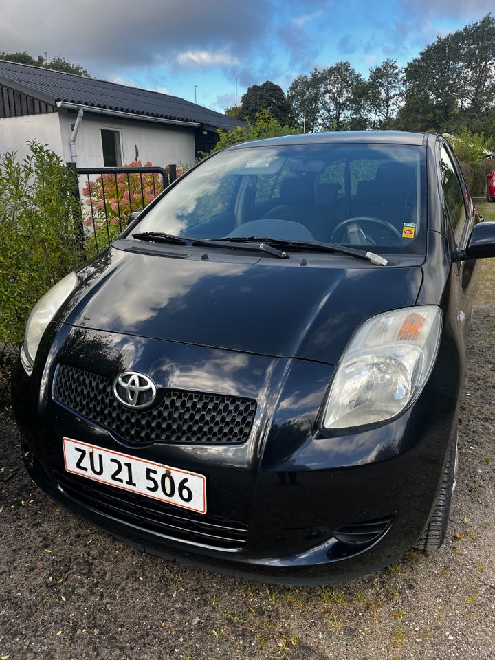 Toyota Yaris 1,3 Luna 5d