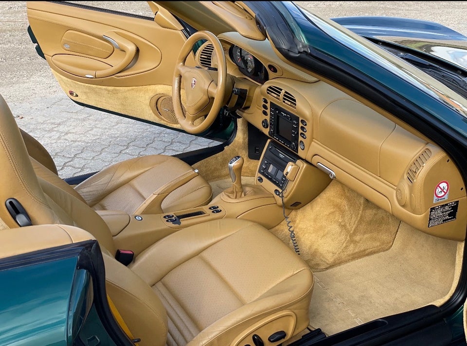 Porsche 911 Carrera 3,6 Cabriolet 2d