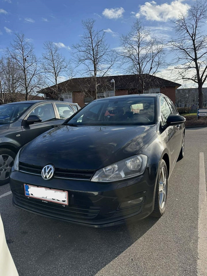 VW Golf VII 1,6 TDi 105 Trendline DSG BMT 5d
