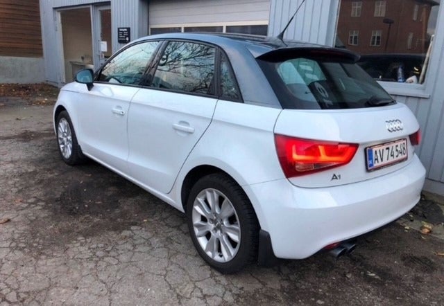 Audi A1 1,4 TFSi 122 Ambition Sportback 5d