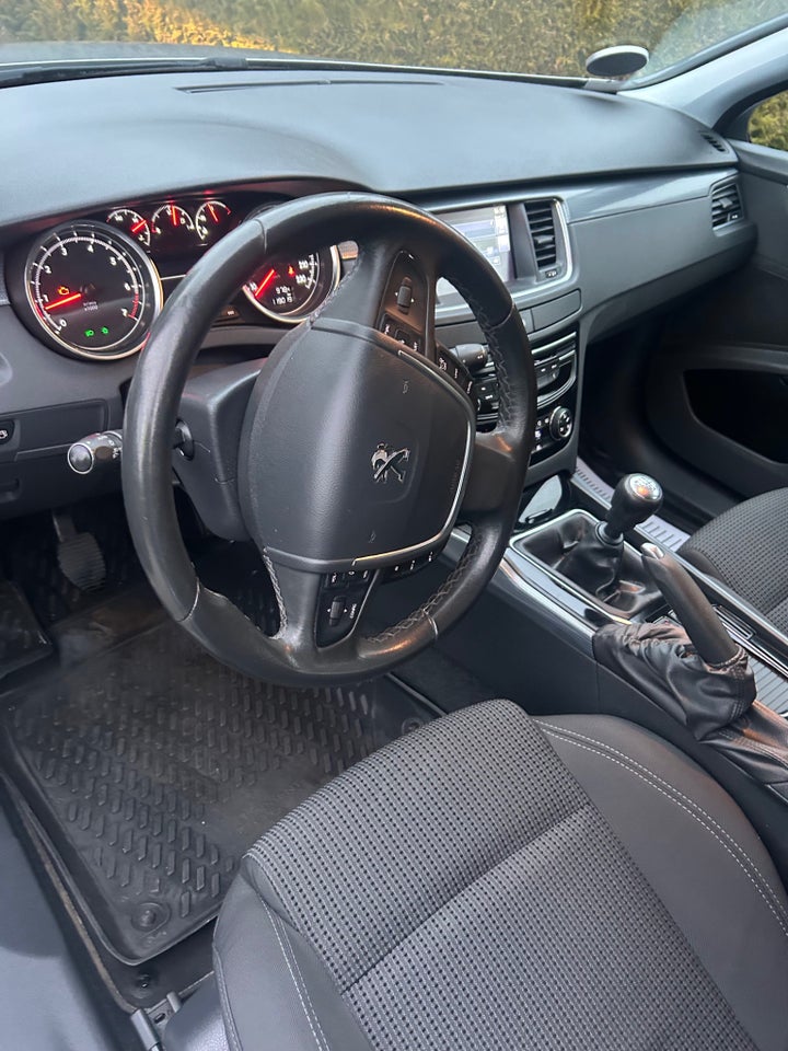 Peugeot 508 1,6 e-THP 165 Active SW 5d