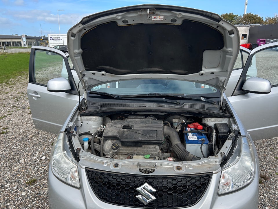 Suzuki SX4 1,6 GLS 5d