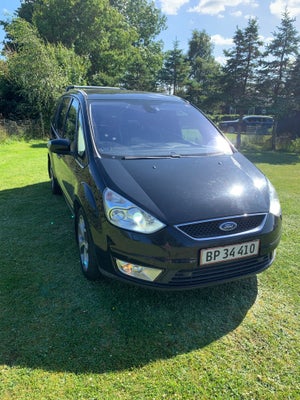 Ford Galaxy 2,0 TDCi 140 Ghia 5d