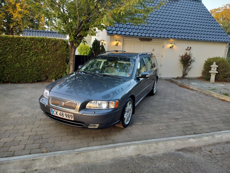 Volvo V70 2,4 140 Classic 5d