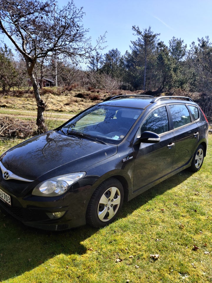 Hyundai i30 1,4 CVVT Classic CW 5d