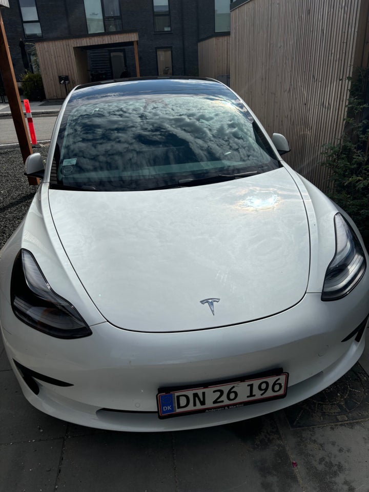 Tesla Model 3 Standard Range+ RWD 4d