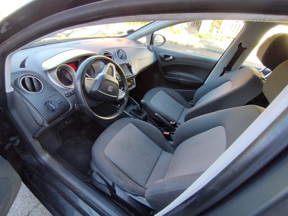 Seat Ibiza 1,4 16V Reference ST 5d