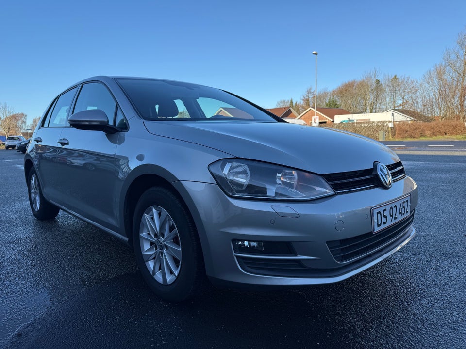 VW Golf VII 1,4 TSi 140 Highline 5d