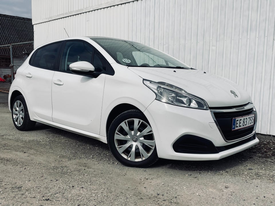Peugeot 208 1,6 BlueHDi 100 Allure Sky 5d