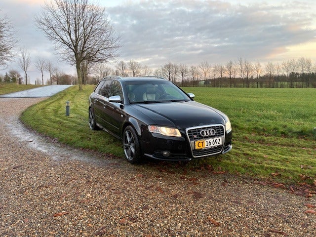 Audi S4 4,2 V8 Avant quattro Tiptr. Van 5d