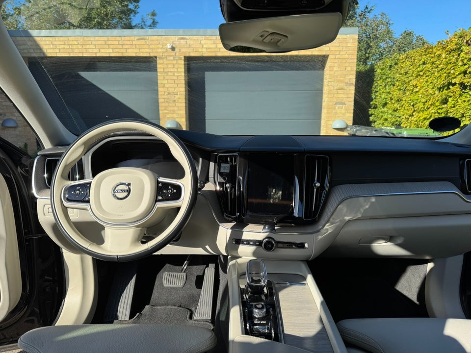 Volvo XC60 2,0 B4 197 Inscription aut. 5d