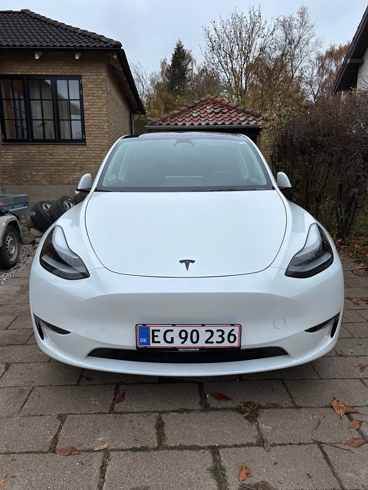 Tesla Model Y Long Range AWD 5d