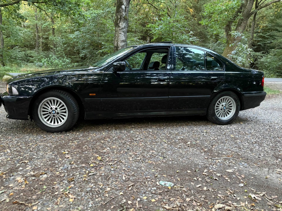 BMW 540i 4,4 Steptr. 4d