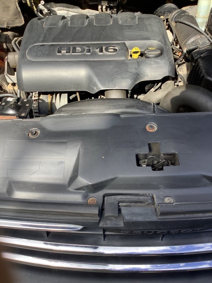 Peugeot 508 2,0 HDi 140 Active SW 5d