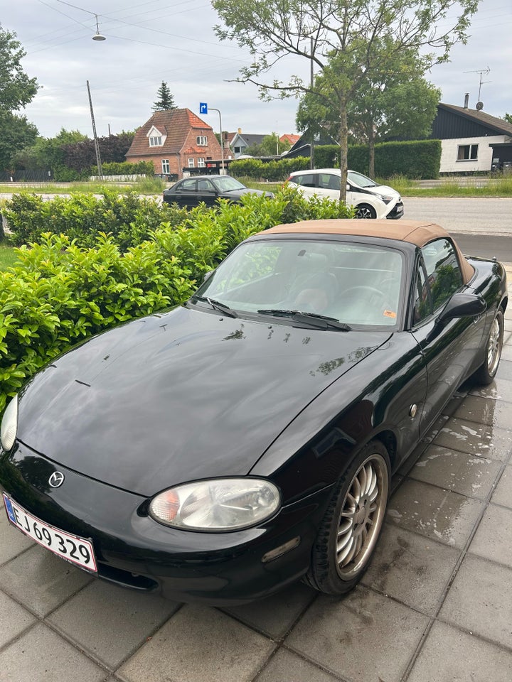 Mazda MX-5 1,6i  2d