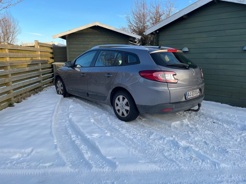 Renault Megane III 1,5 dCi 110 Expression Sport Tourer aut. 5d