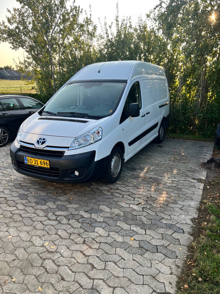 Toyota ProAce 2,0 D 128 T1 L2H2 5d