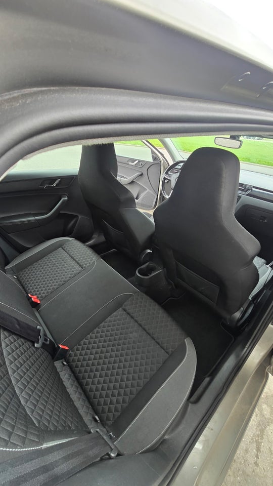 Skoda Rapid 1,2 TSi 90 Ambition Spaceback 5d