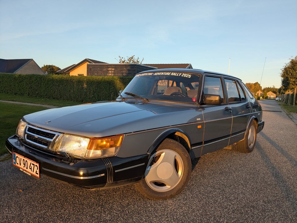 Saab 900i 2,0 16V 5d
