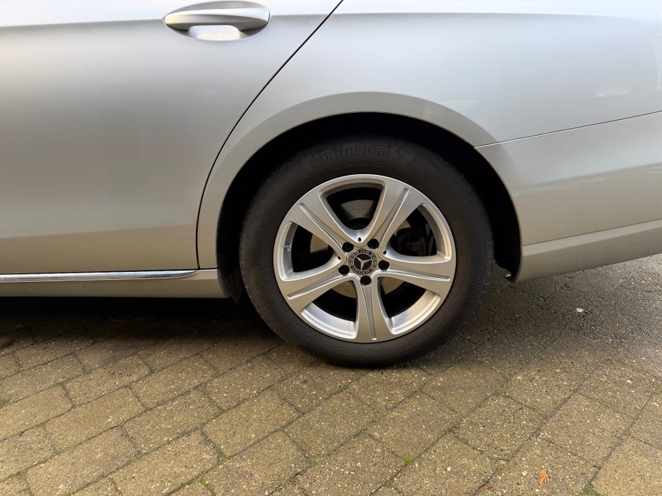 Mercedes E220 d 2,0 Avantgarde aut. 4d