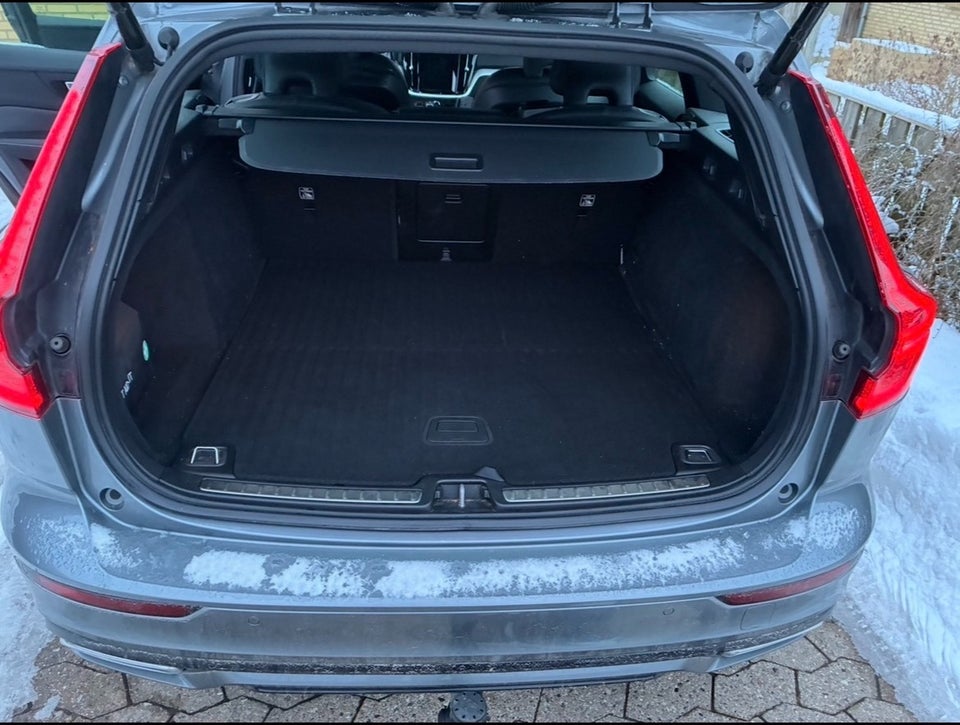 Volvo V60 2,0 T4 190 R-Design aut. 5d