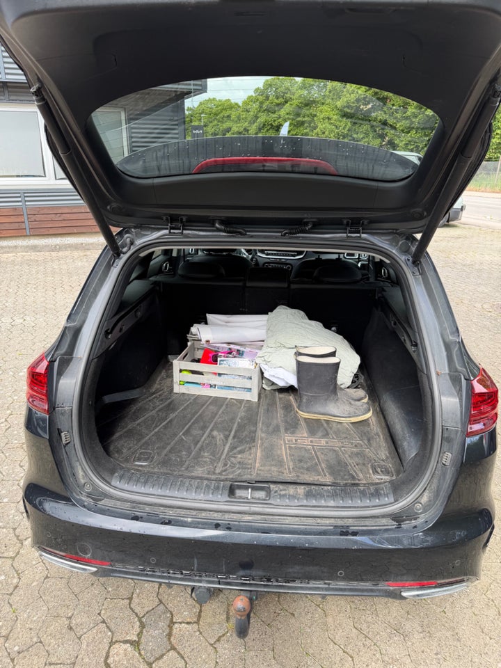 Kia Ceed 1,6 PHEV Upgrade SW DCT 5d