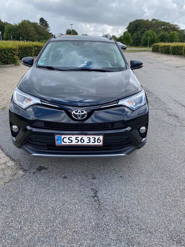 Toyota RAV4 2,0 D-4D T2 5d