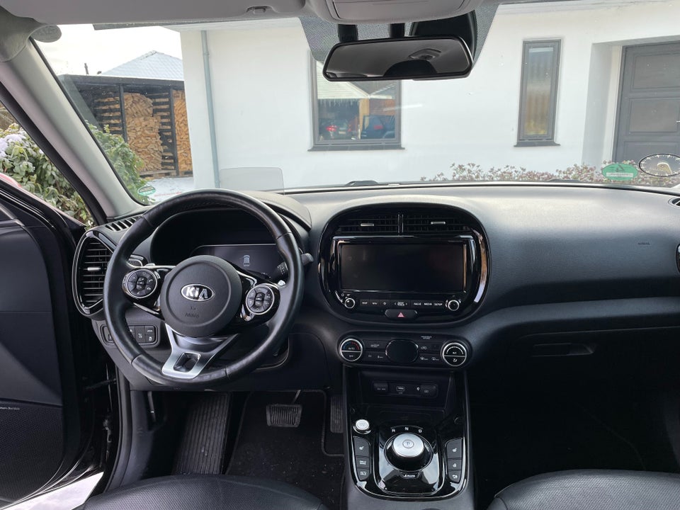 Kia e-Soul 64 Advance 5d