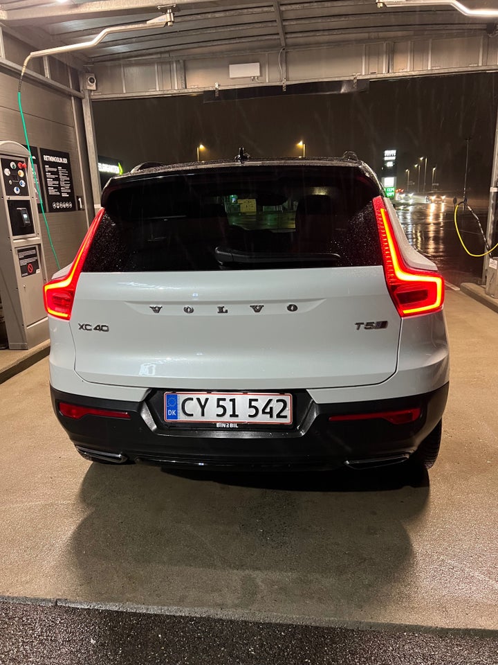 Volvo XC40 1,5 T5 262 R-Design aut. 5d