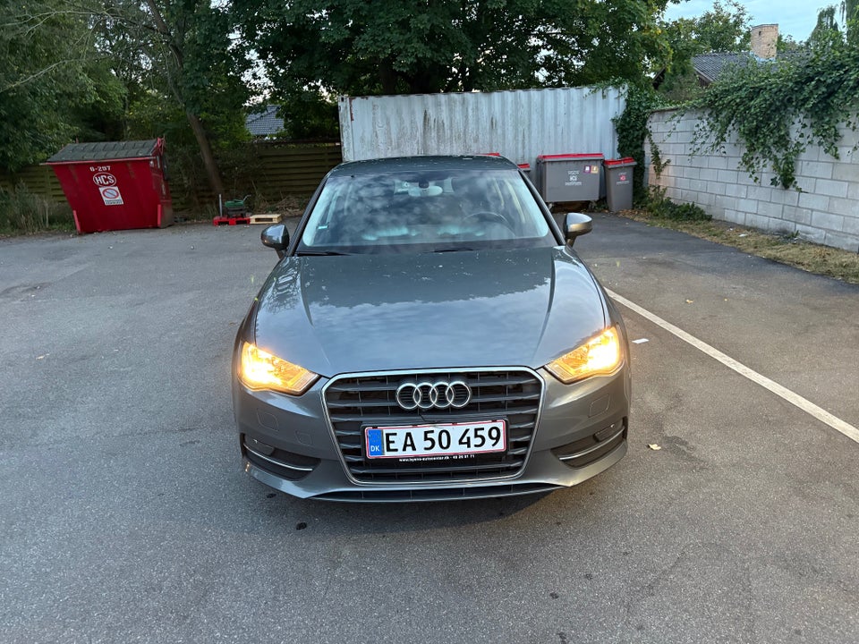 Audi A3 2,0 TDi 150 Sport S-tr. 3d