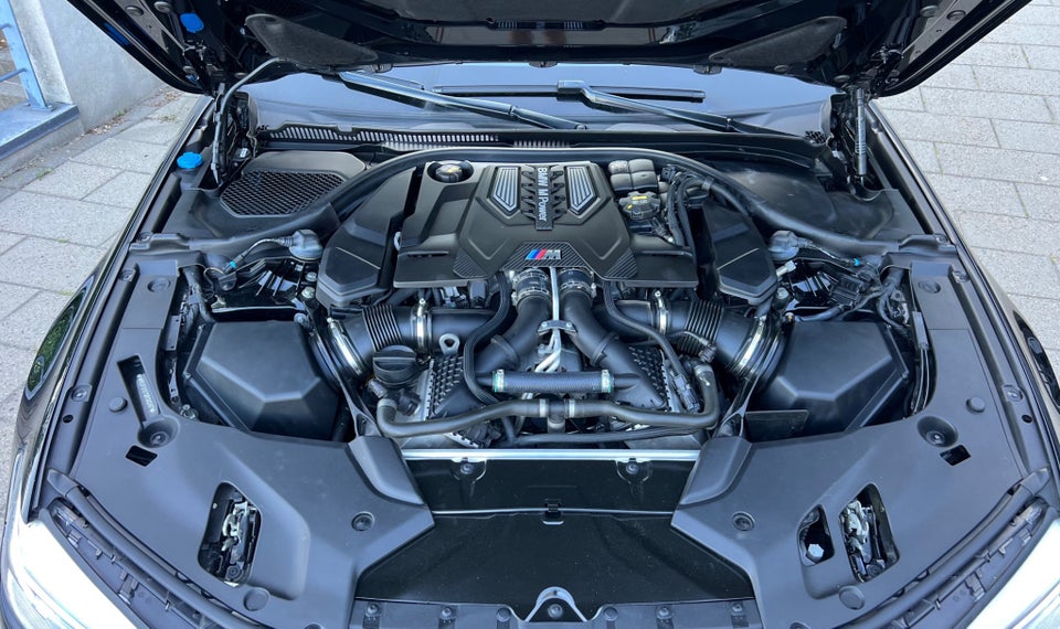 BMW M5 4,4 Competition aut. 4d