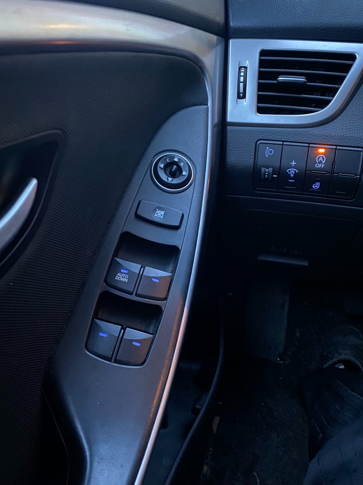 Hyundai i30 1,6 CRDi 110 5d