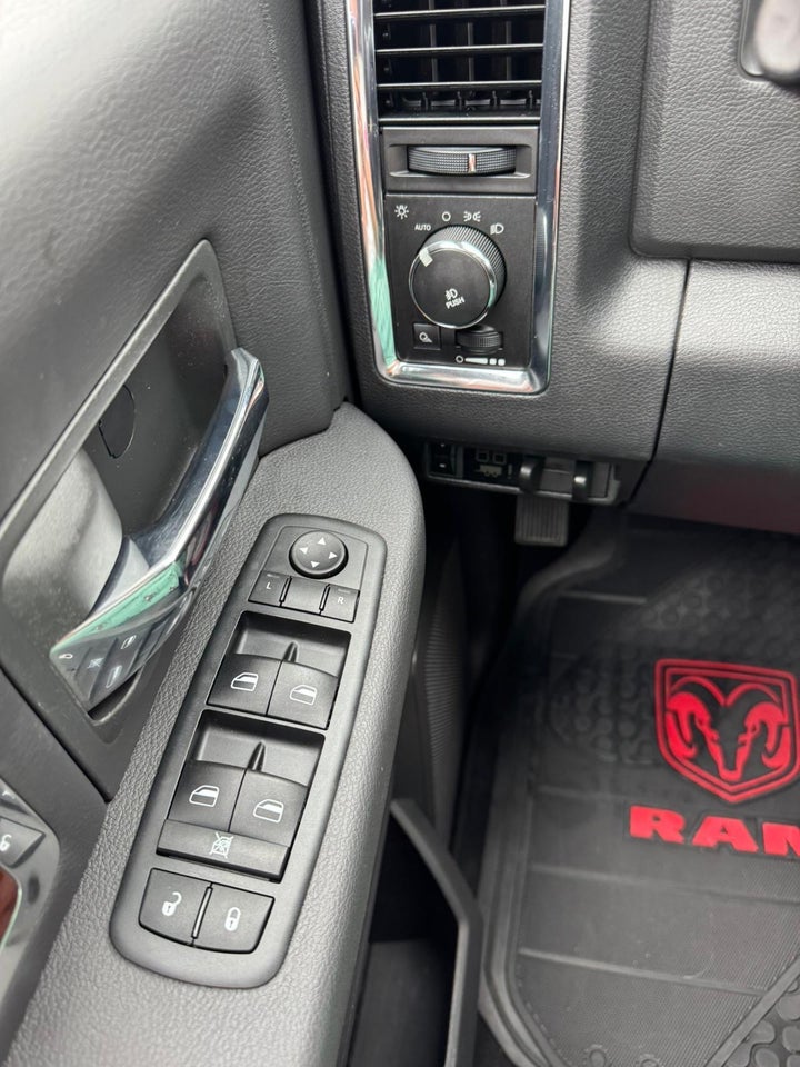 Dodge RAM 1500 5,7 Quad Cab aut. 4d