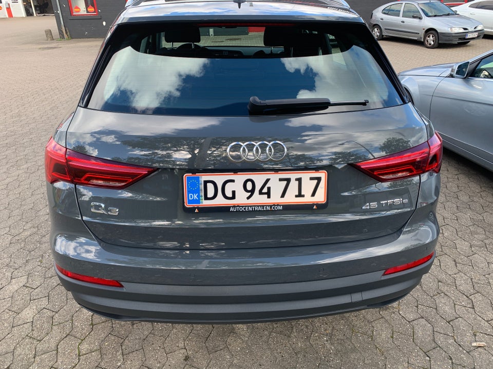 Audi Q3 45 TFSi e S-line+ S-tr. 5d