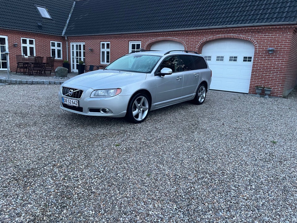 Volvo V70 2,0 D3 163 Momentum aut. 5d