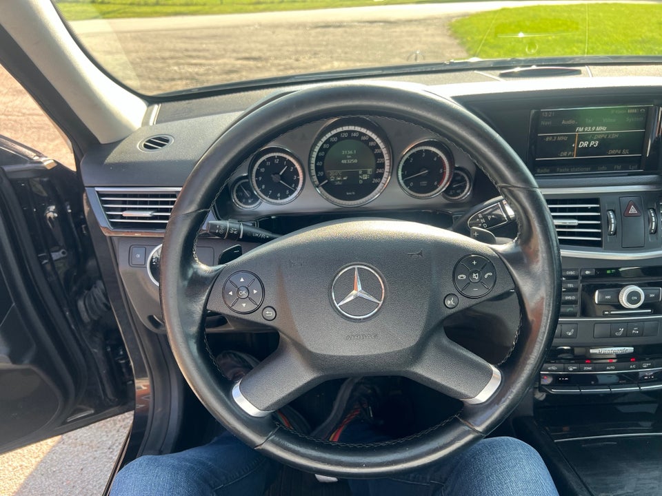 Mercedes E300 3,0 CDi Avantgarde stc. aut. 5d