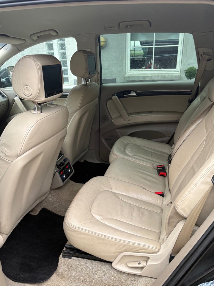 Audi Q7 3,0 TDi quattro Tiptr. 7prs 5d