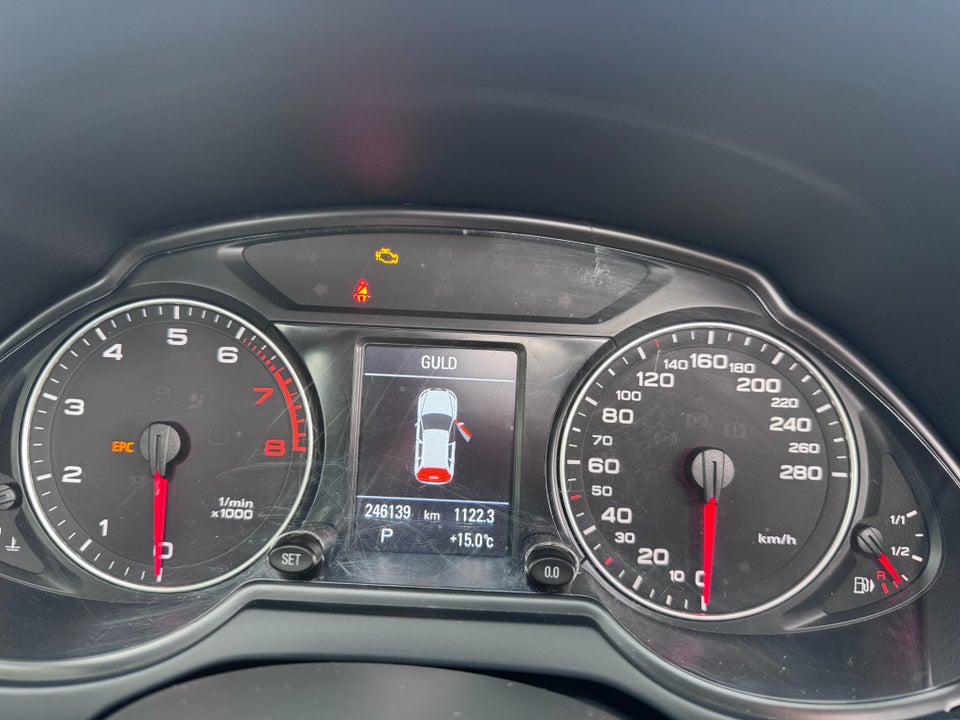 Audi Q5 2,0 TFSi 211 S-line quattro S-tr. 5d
