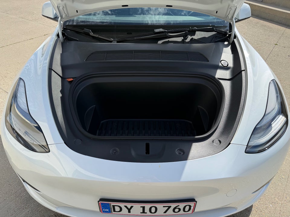 Tesla Model Y RWD 5d