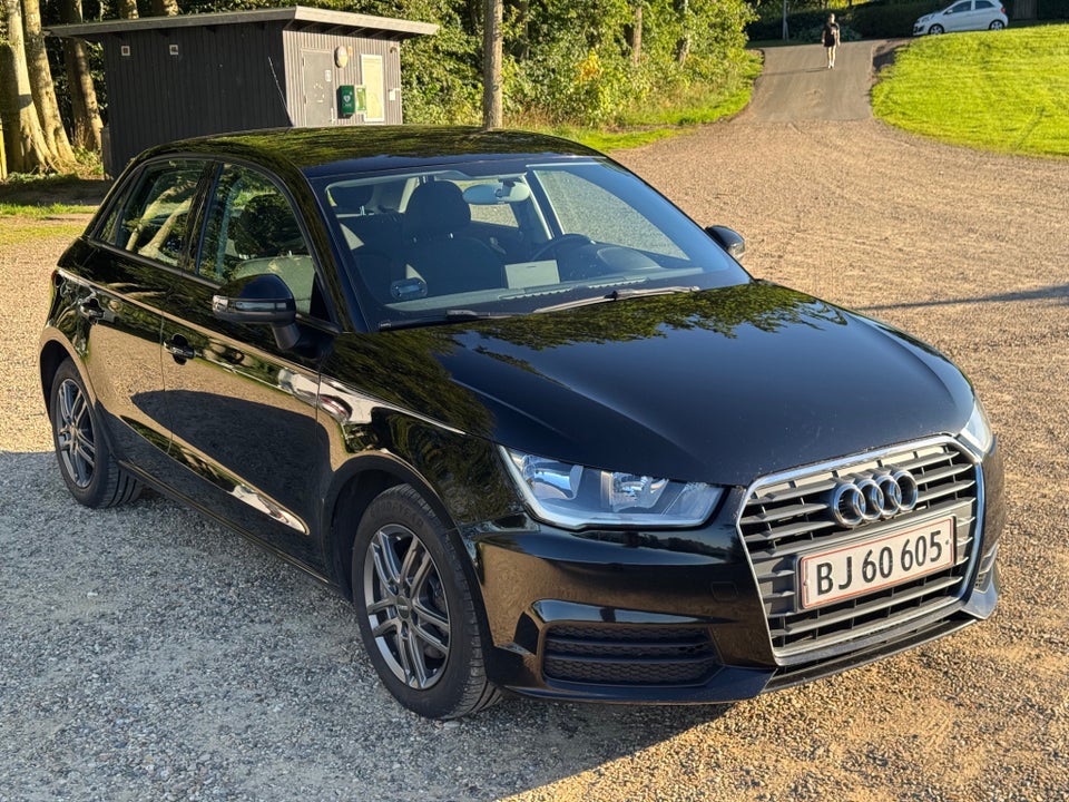 Audi A1 1,6 TDi 116 Sportback 5d