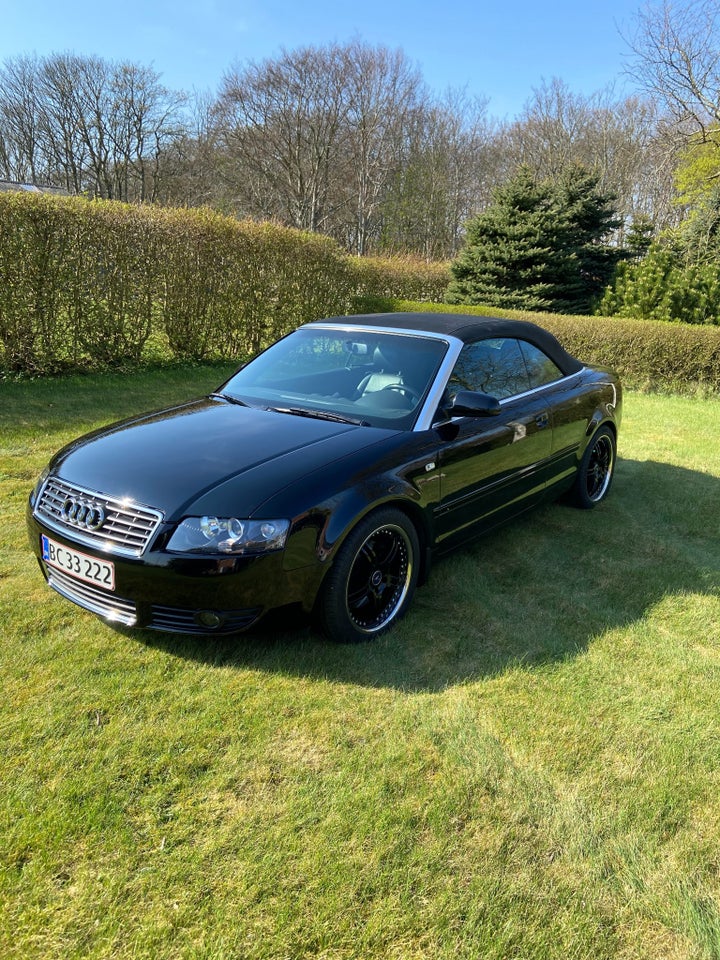 Audi A4 1,8 T 163 Cabriolet quattro 2d
