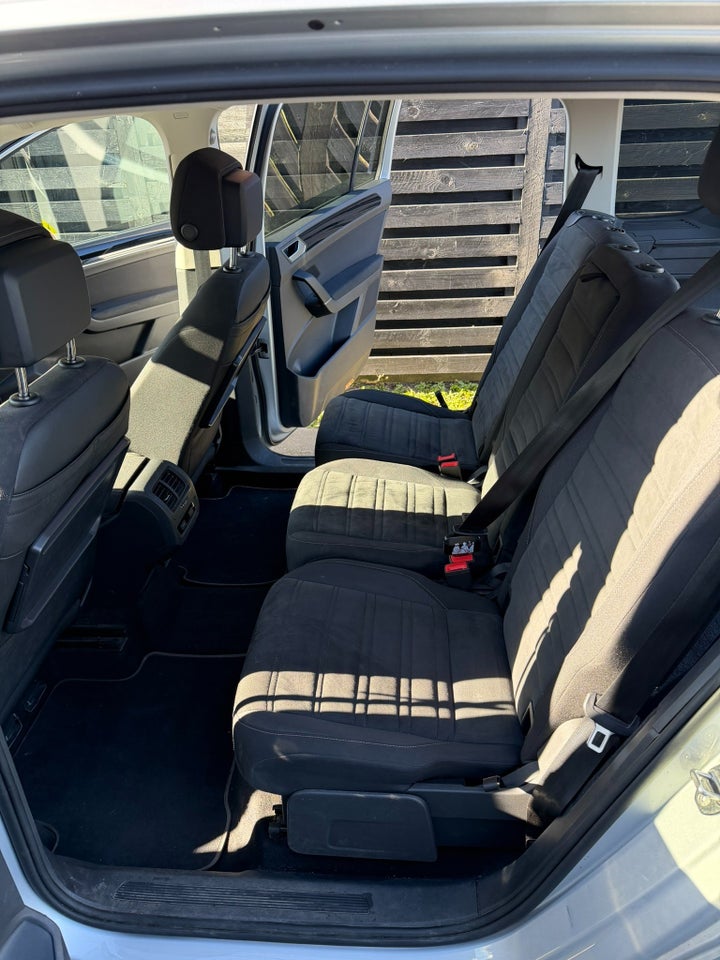 VW Touran 1,5 TSi 150 Highline DSG 7prs 5d