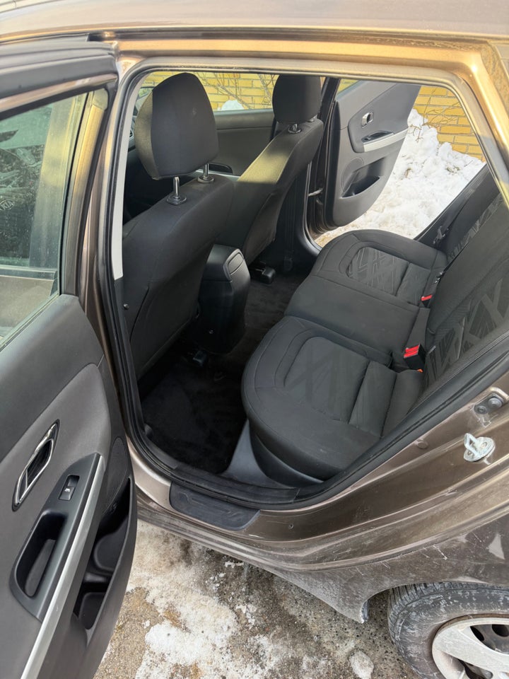 Kia Ceed 1,6 GDi Active+ SW 5d