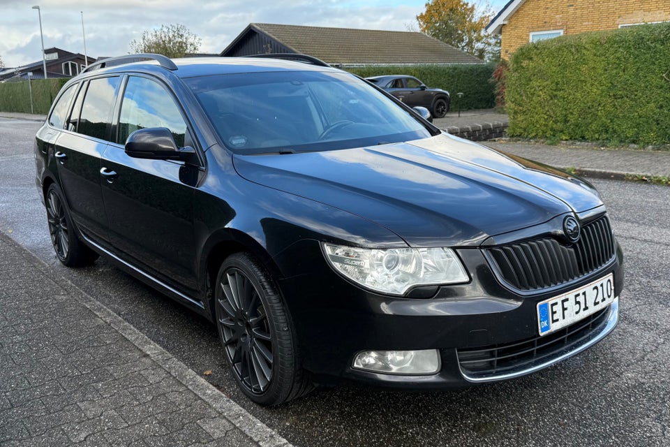 Skoda Superb 1,6 TDi 105 Ambition Combi GreenLine 5d