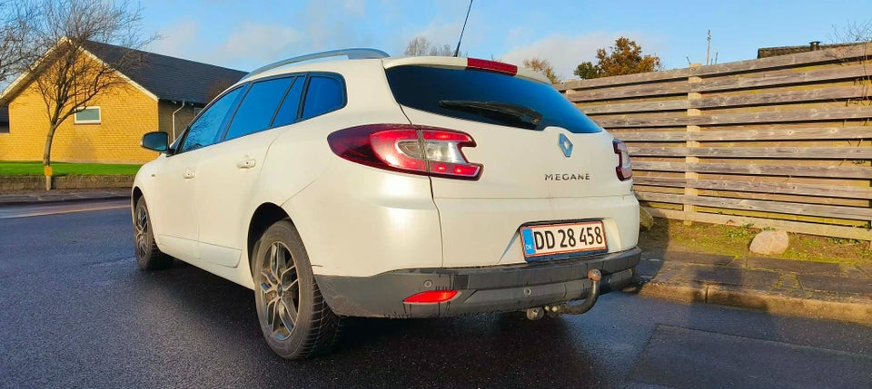 Renault Megane III 1,5 dCi 110 Limited Edition Sport Tourer EDC 5d