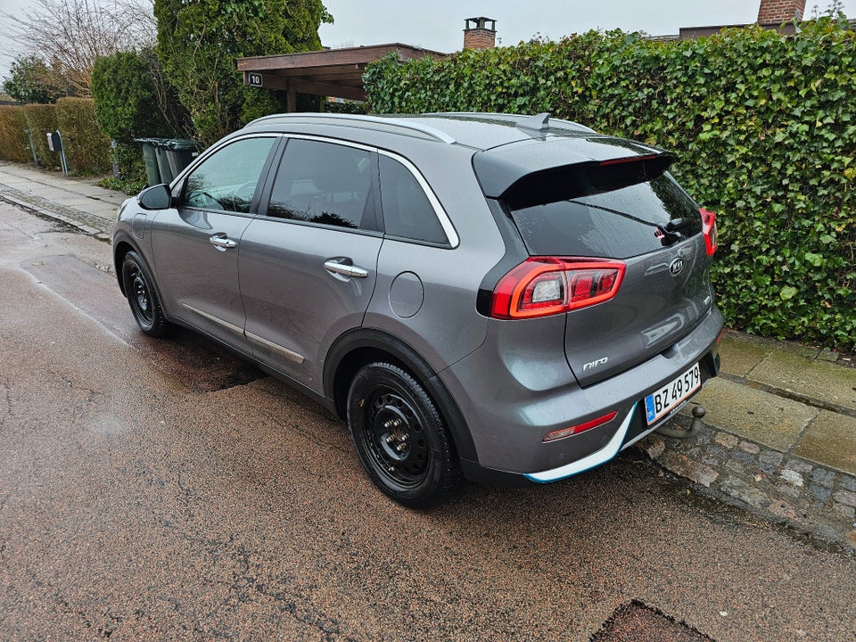 Kia Niro 1,6 PHEV Advance DCT 5d