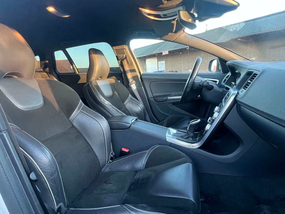 Volvo V60 2,0 D4 190 R-Design aut. 5d