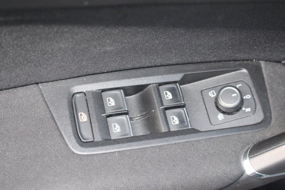 VW Touran 1,4 TSi 150 Highline DSG 7prs 5d