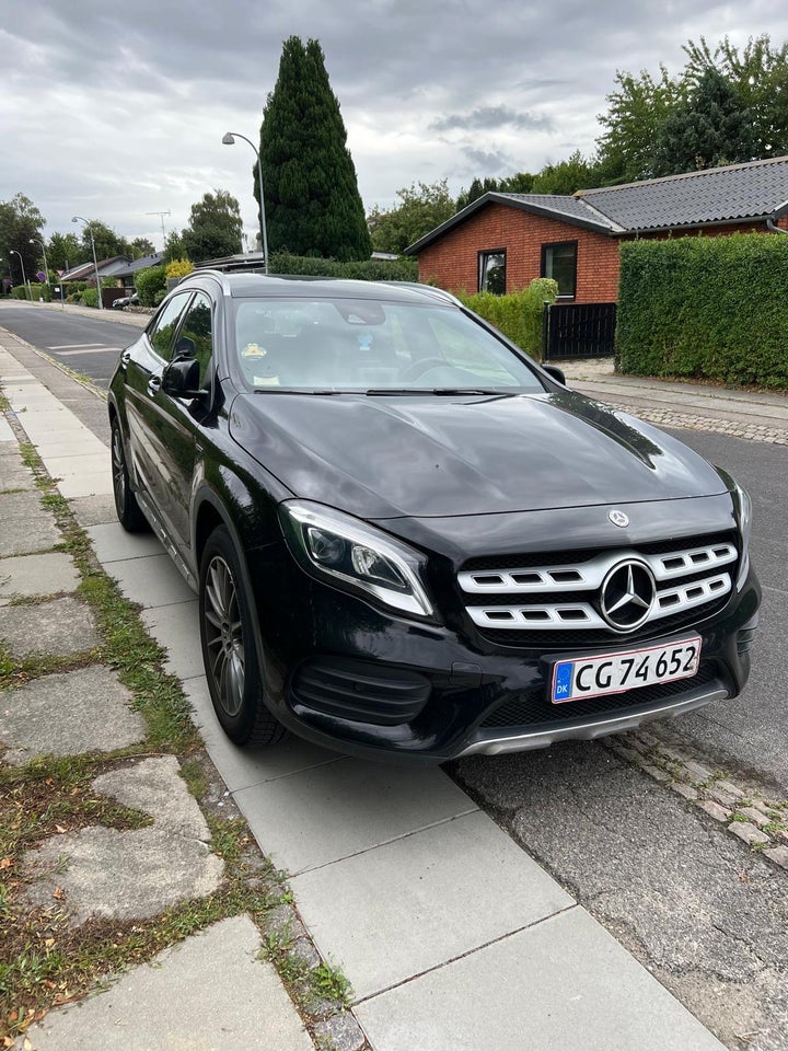 Mercedes GLA200 1,6  5d