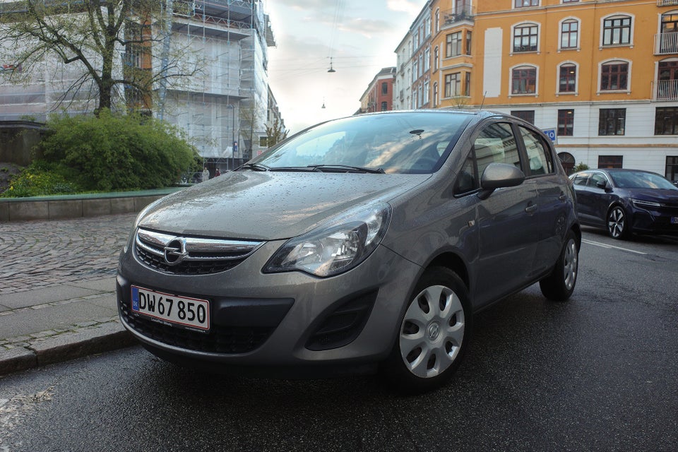 Opel Corsa 1,2 16V Enjoy 5d